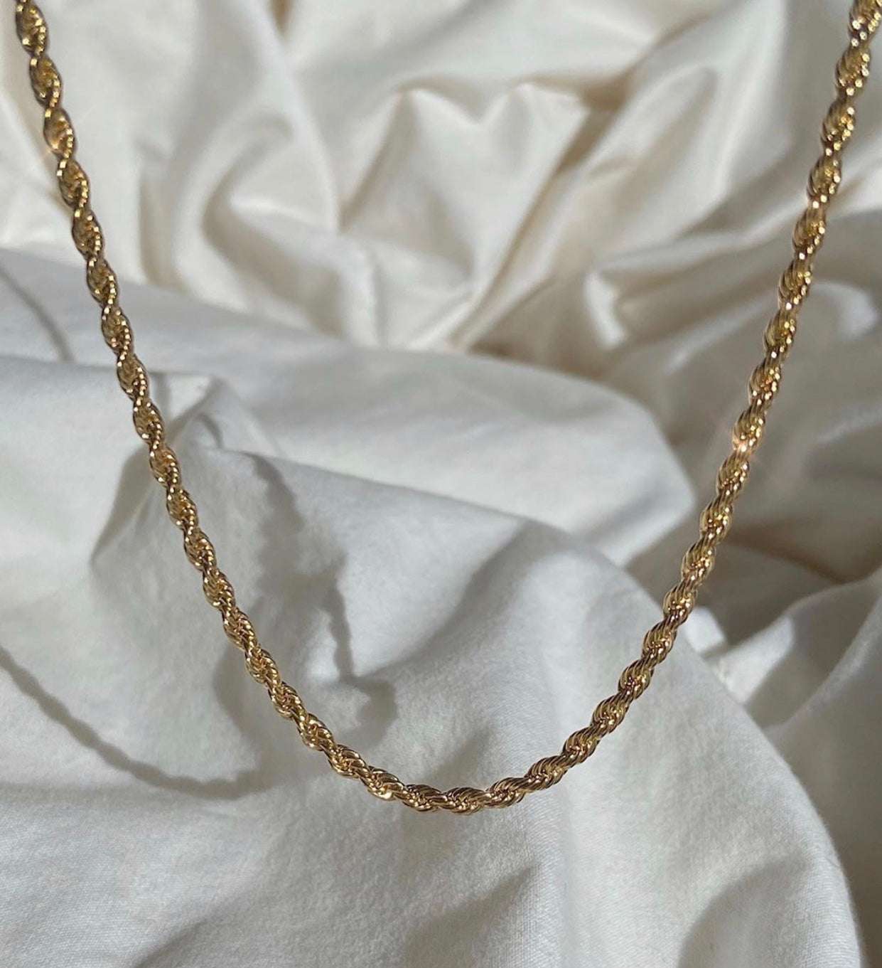 Twisted Deluxe Chain