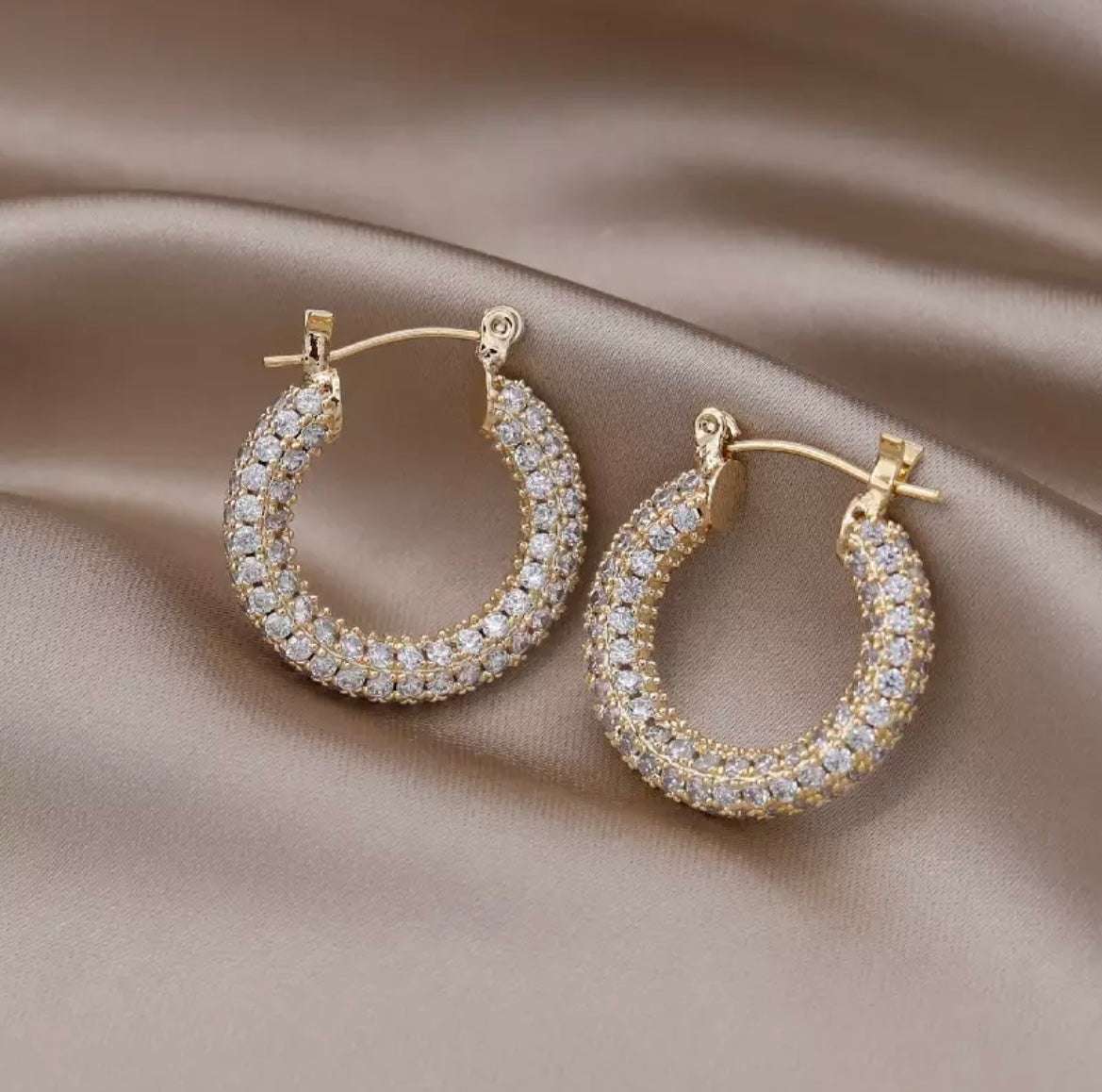 Amaya Hoop Earrings