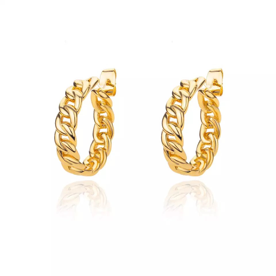 Kami Hoop Earrings