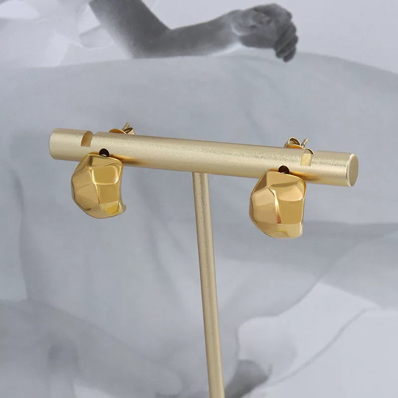Rahel Hoop Earrings