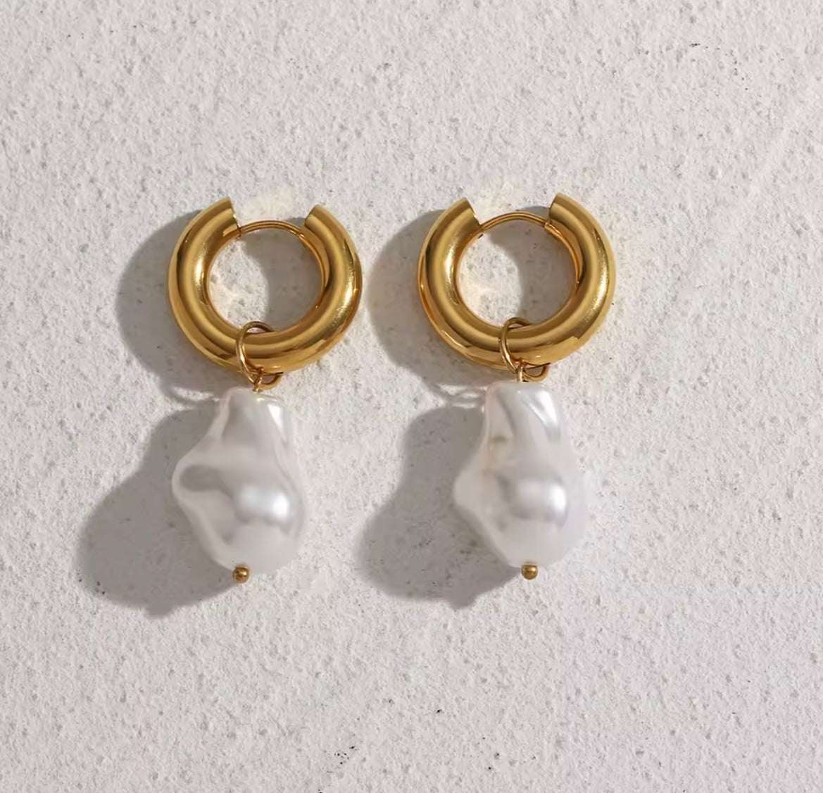 Chunky Pearl Earrings