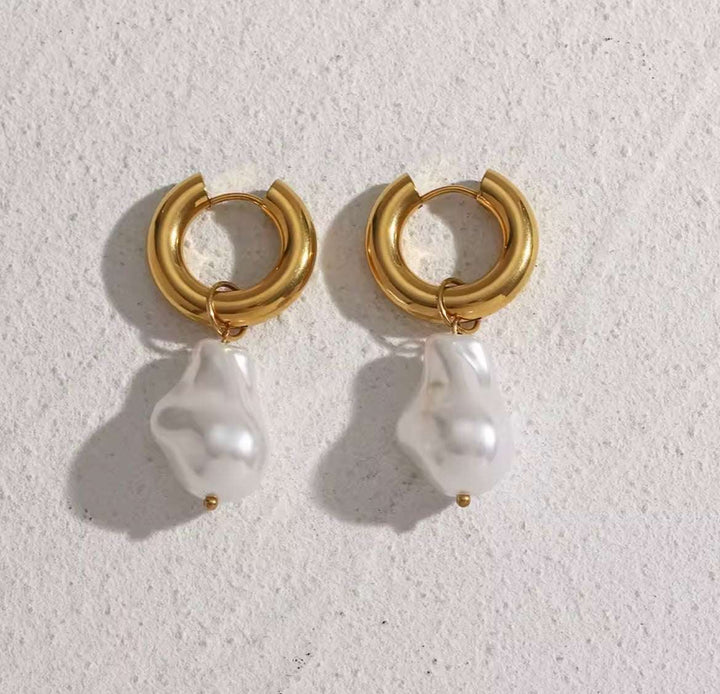 Chunky Pearl Earrings